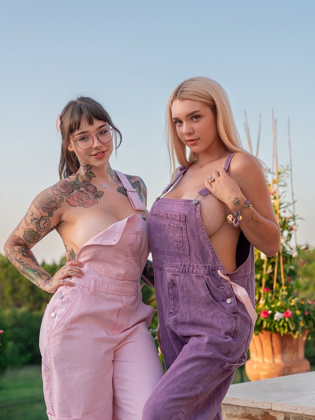 Juneeberri/Gabbie Carter