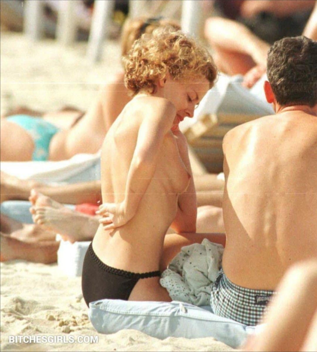 Kylie minogue, 1.)classic pics to jerk too ?? cum for kylie.