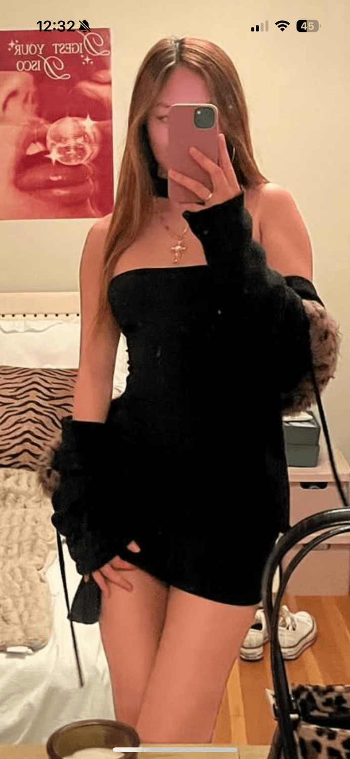 Obedient petite Asian duck meat is ready for anything