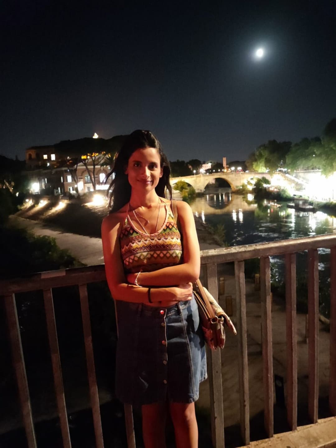 Today cute pic ? (M)y best m(oo)dy" friend, the water and me, I(n) a fascinating view☺️