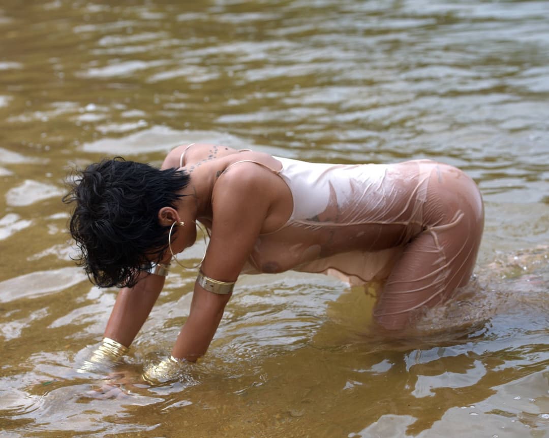 Rihanna - 2014 Vogue Brazil Outtakes v1