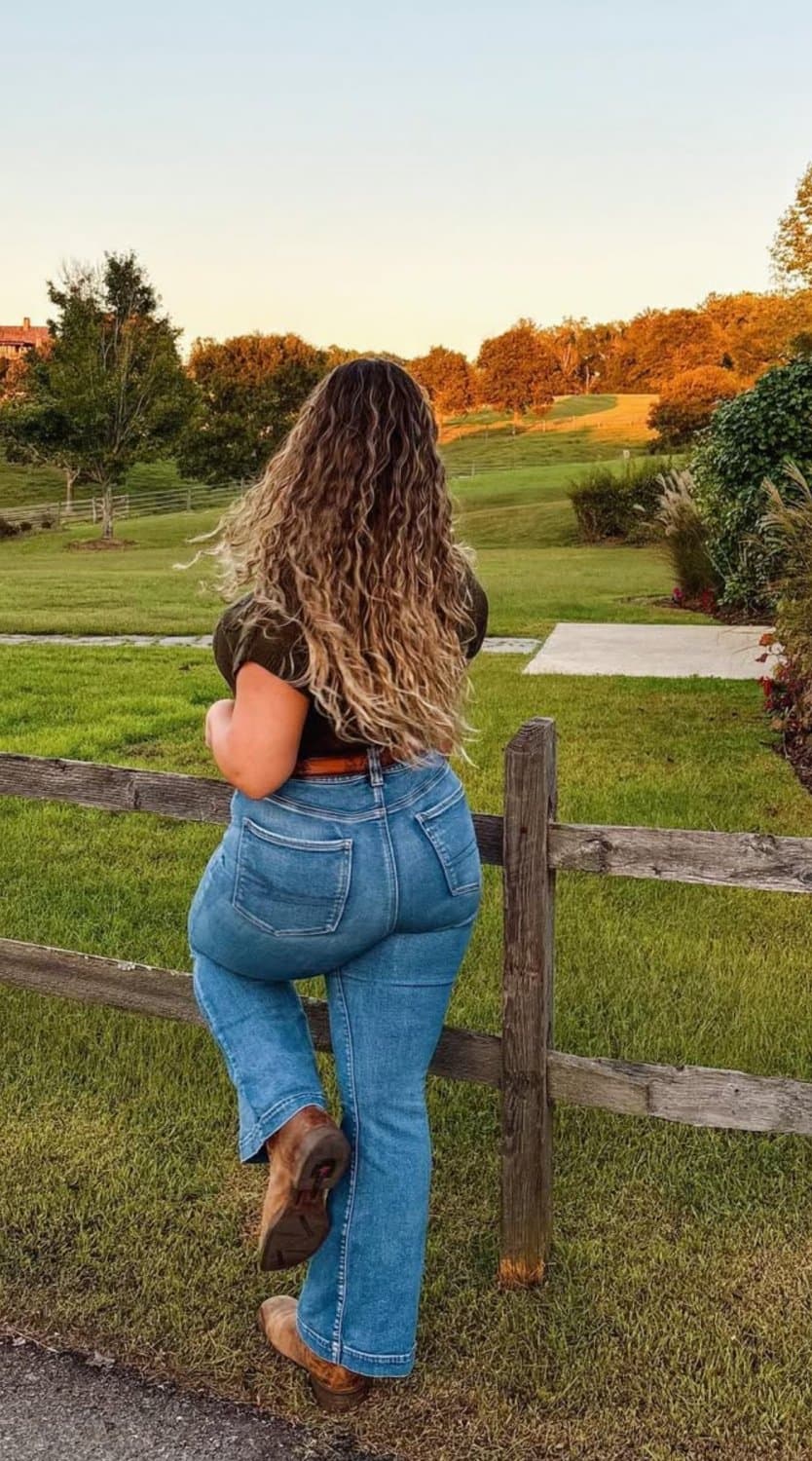 Click to view full size Sarah Learning to be a Webslut the last few years