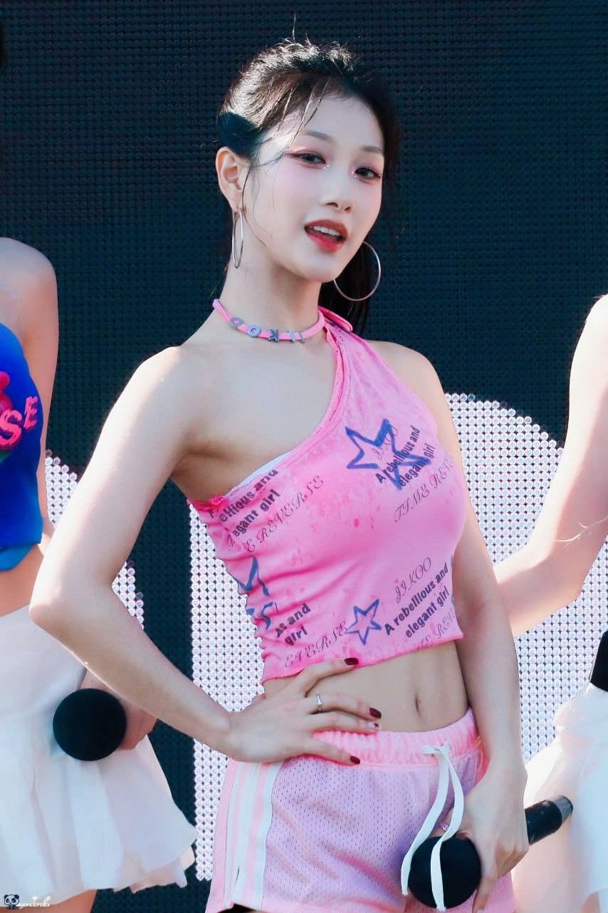 Lee Seoyeon MEGA Album - Ass/Boobs/Waterbomb See Thorough/Bikini/Tight (Fromis_9) KPOP MEGA ALBUM
