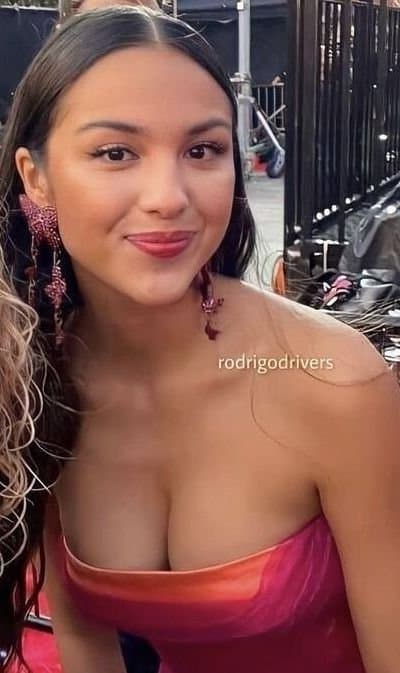 Click to view full size Olivia Rodrigo Is A Such Gorgeous Goddess That Knows How To Drain Me ??