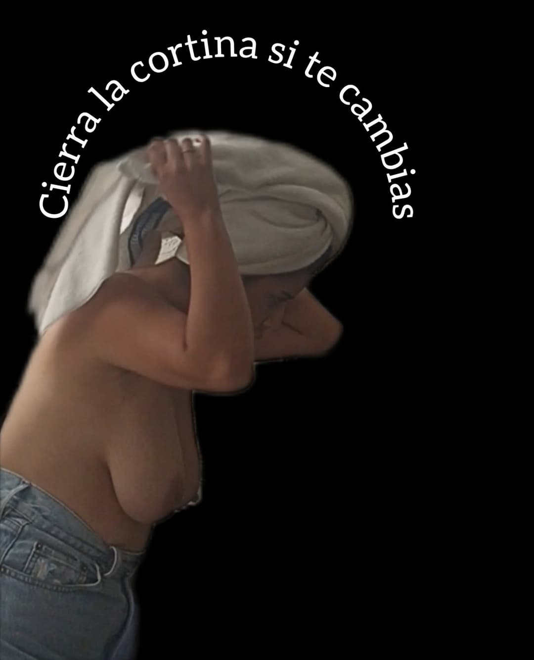 Putita tetona cambiándose espiada , spying on a big titted slut changing clothes