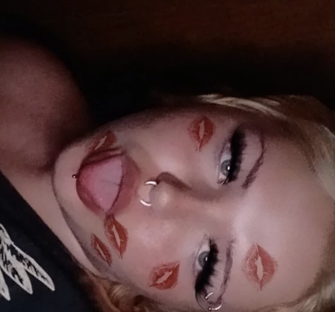 18 year old girl on tinder sucks dick in car homemade