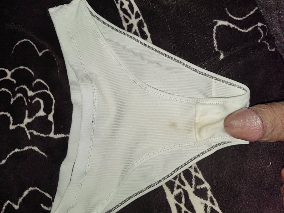 Calzones de mi suegra y cuñadita putita ???