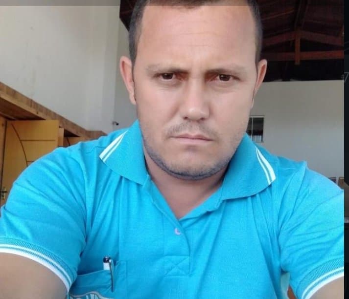 Itamar exibindo esposa