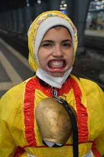 Defeated feminists on display. Patriarchy won.