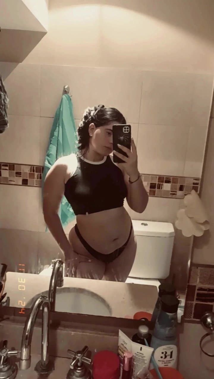 Santafesina culona adicta al anal le encanta exhibirse