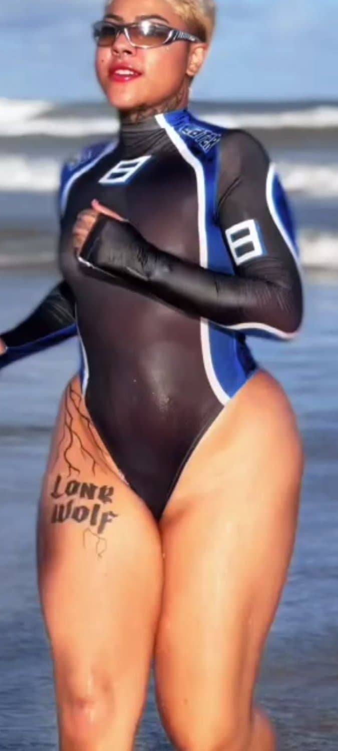 Torinha.Tô batendo muita punheta para essa mulher deliciosa