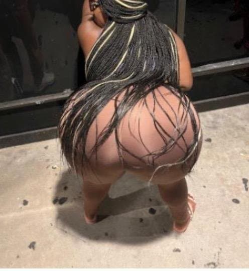 Big beautiful thick and busty ebony bbw milf mom big booty left her phone unlocked