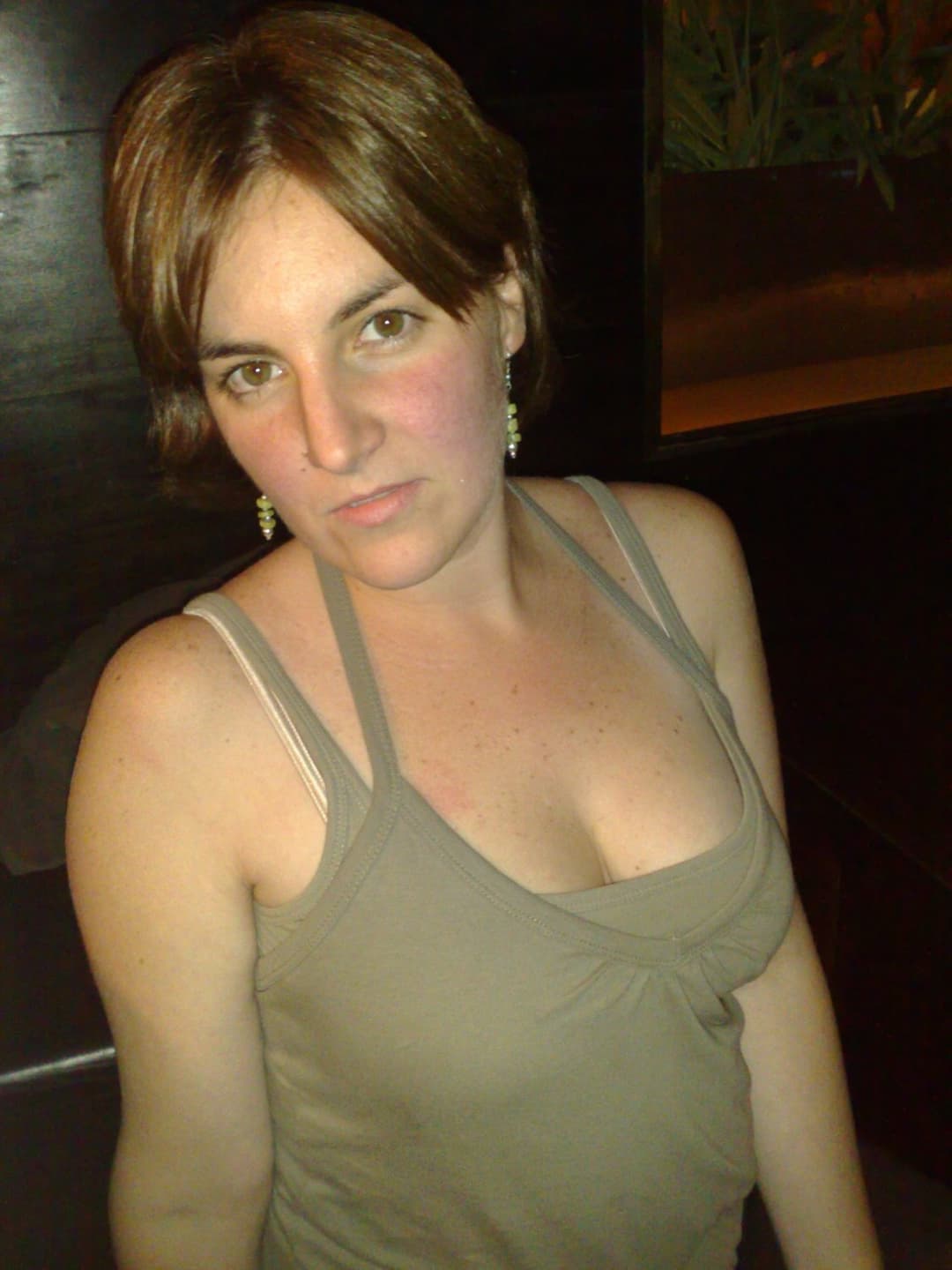 Who is this gorgeous UK lass?