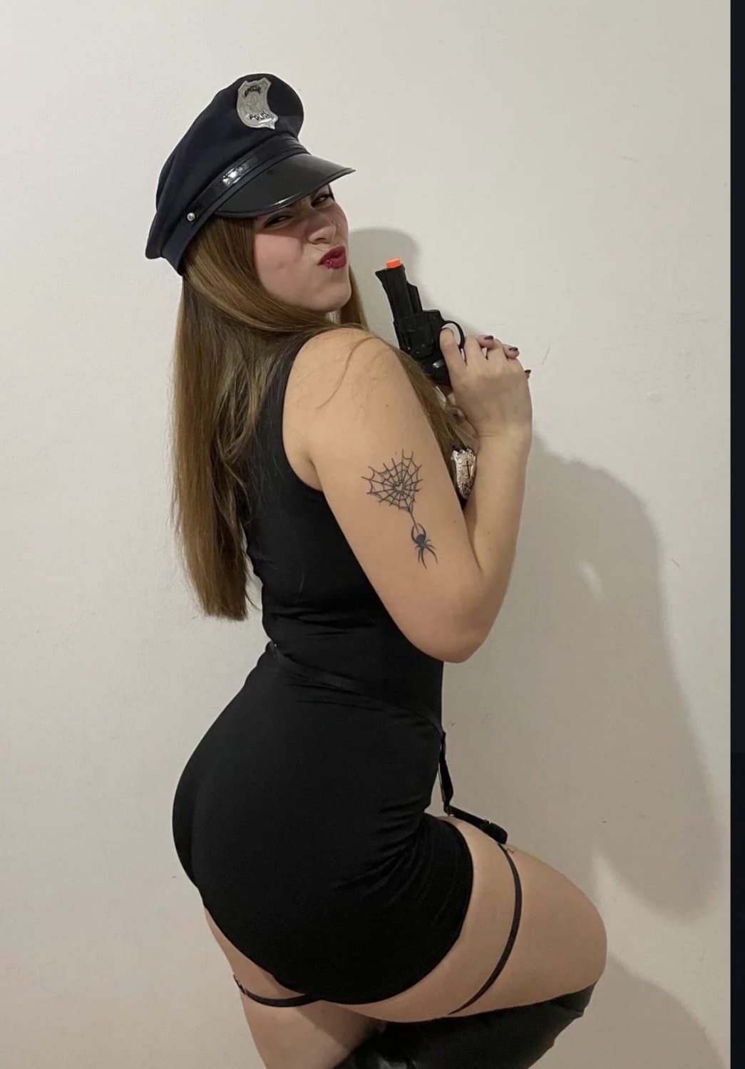 Camila Falcón, trolita de Corrientes