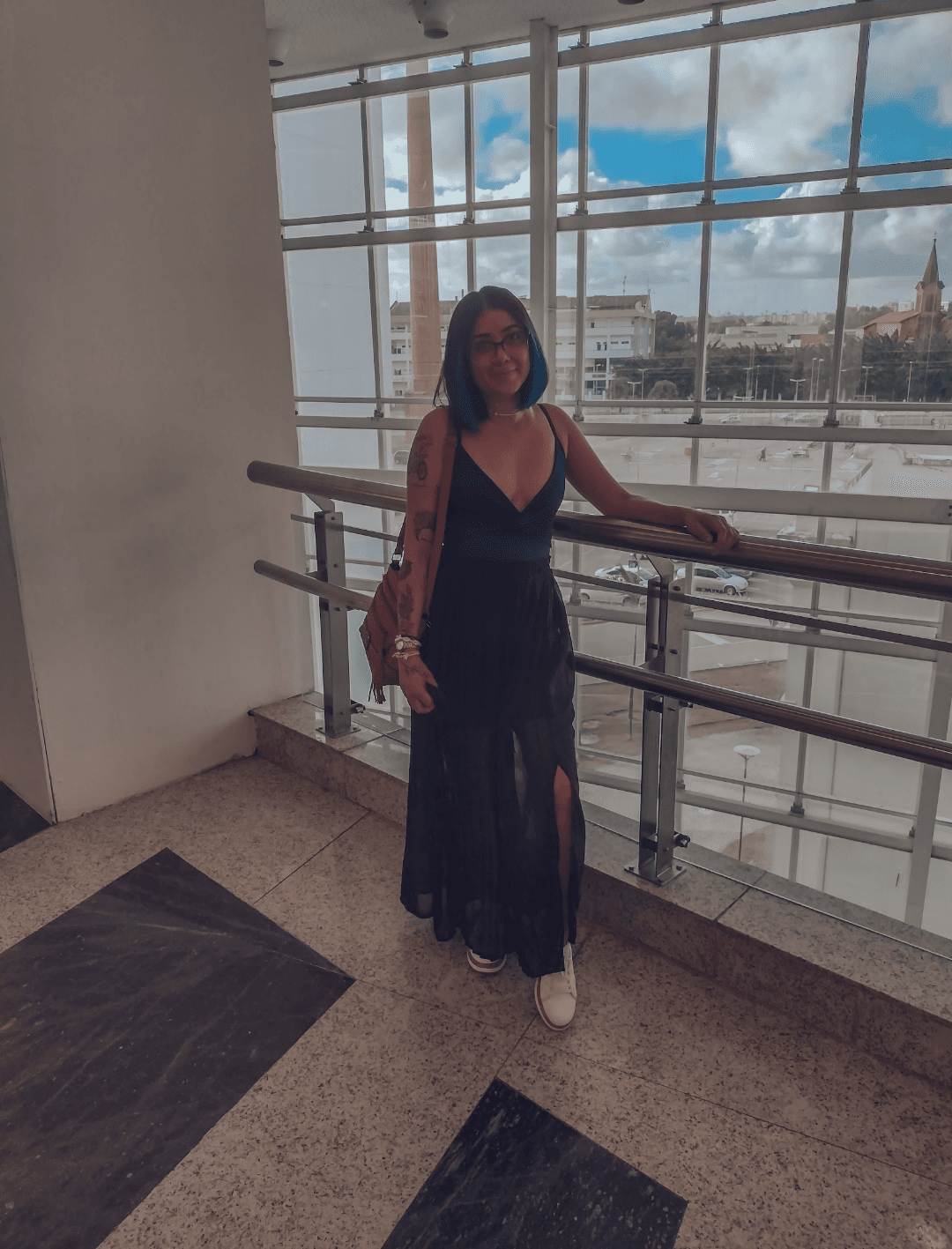 this wife went to the cinema with other, and sucked his dick