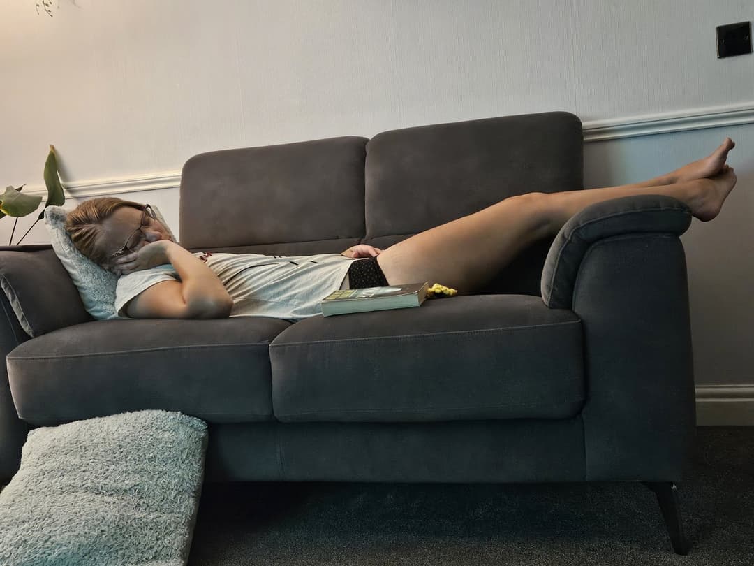 Kayleigh Duffield UK married slut