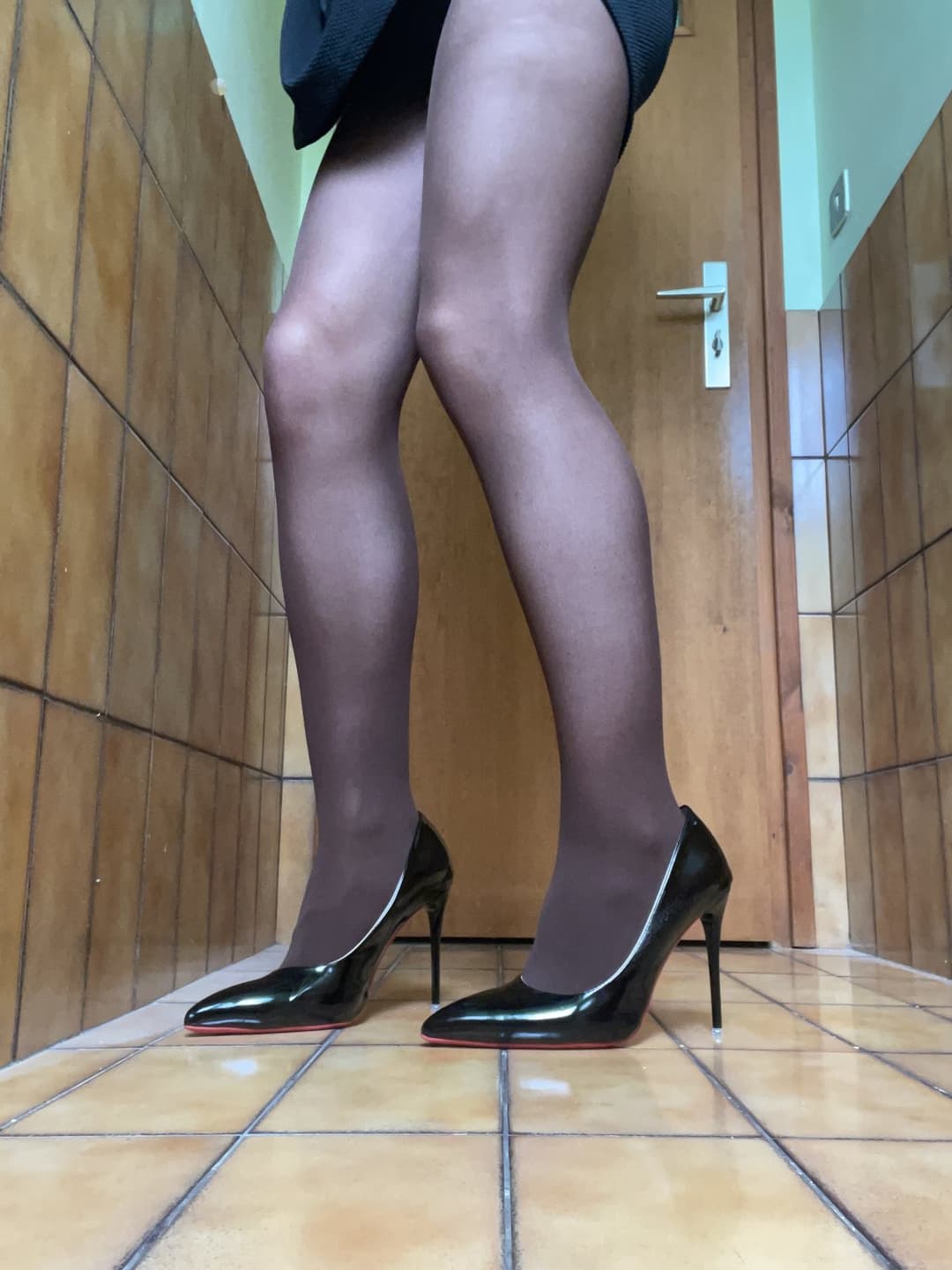 Click to view full size slutty outfits in tights ❤️