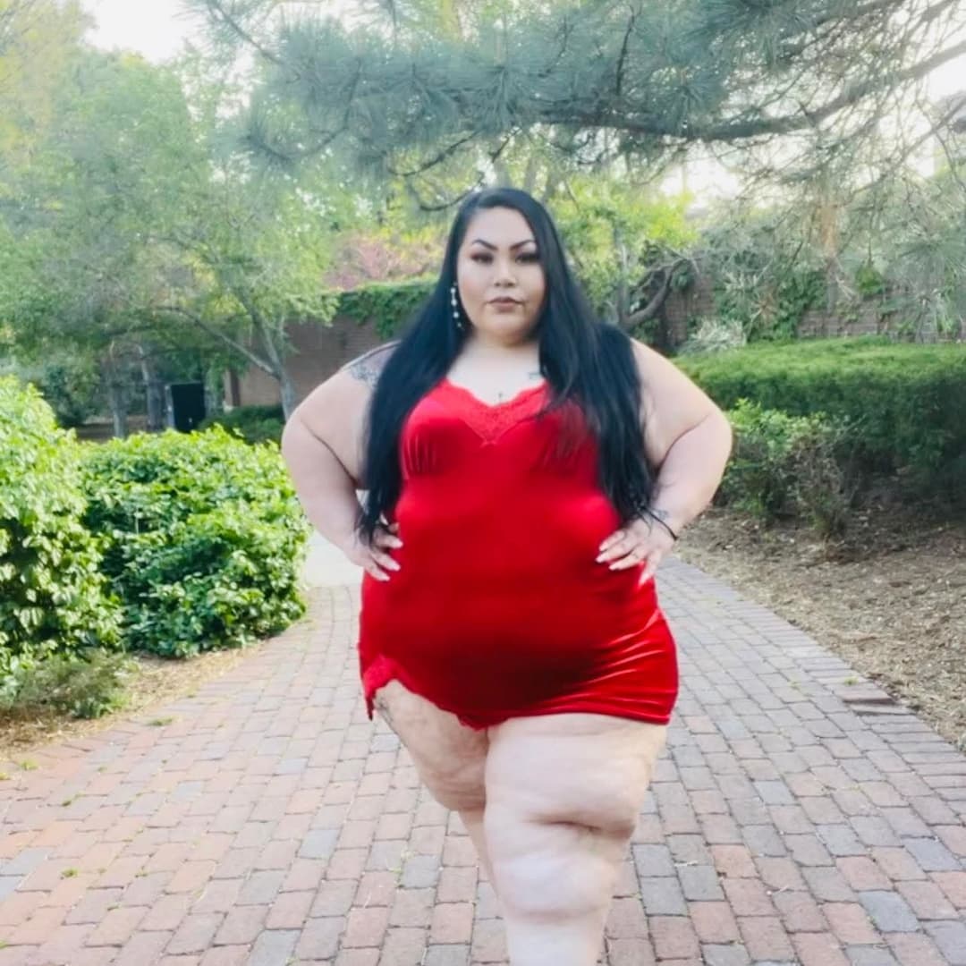 MASSIVE HUGE THICK BIG OLE BOOTY ASS SSBBW LATINA