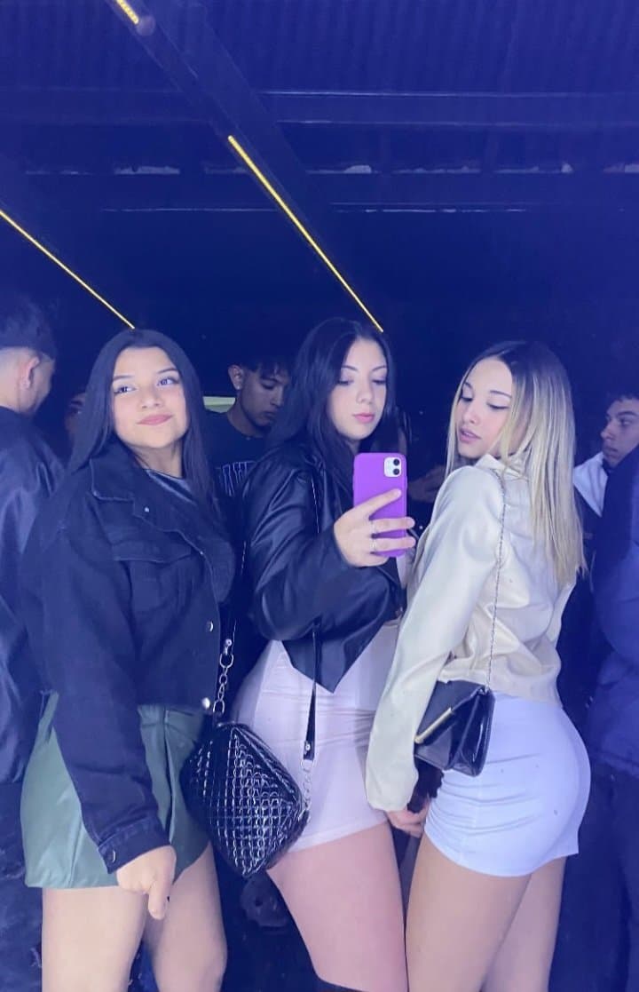 Click to view full size Sashu Busto