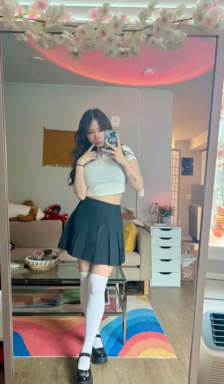 582AZN - Busty Asian babygirl dick rider Leaks