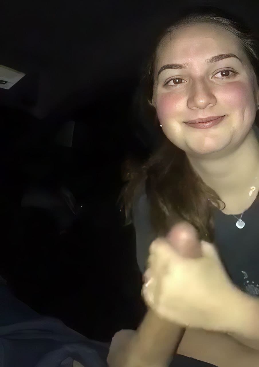 Horny brunette slut enjoys sucking his big cock in the car and sucking with her sister