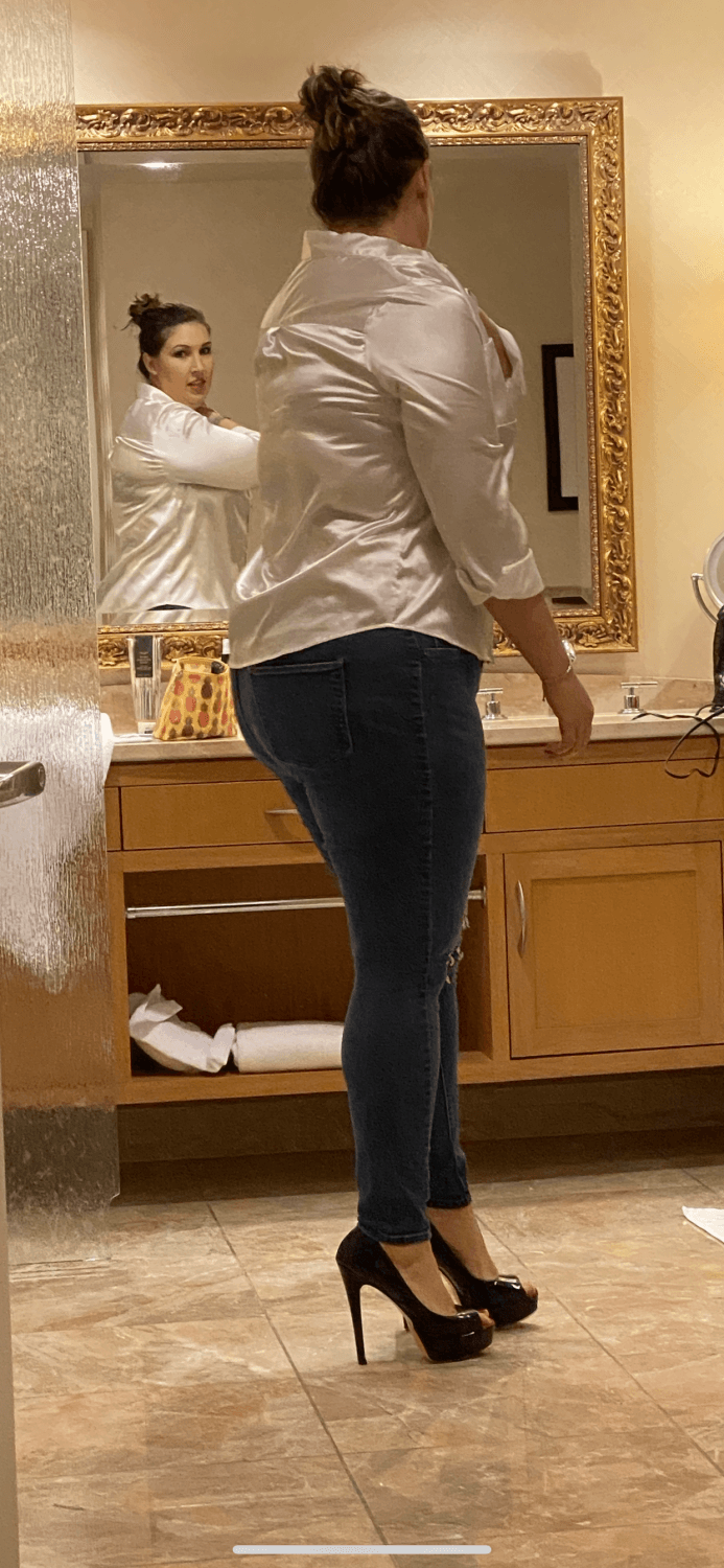 Cheating MAGA lover. She needs comments likes and sharing. CA PAWG! Comments? Thoughts?