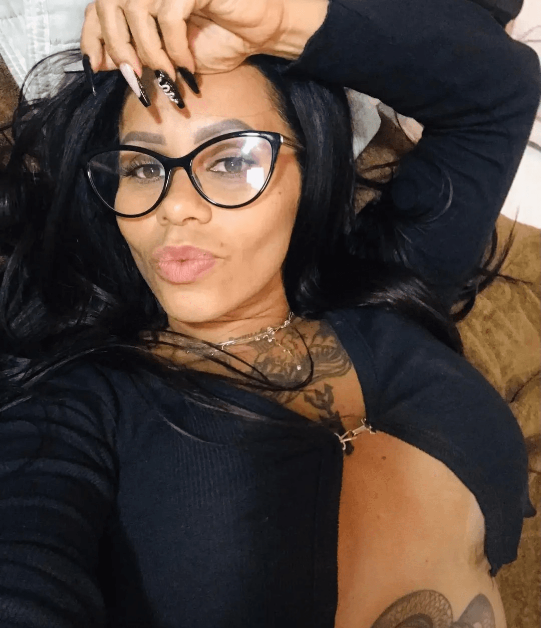 Click to view full size Brazilian Facials Lisa (Lisa Cock, Samantha Clit)