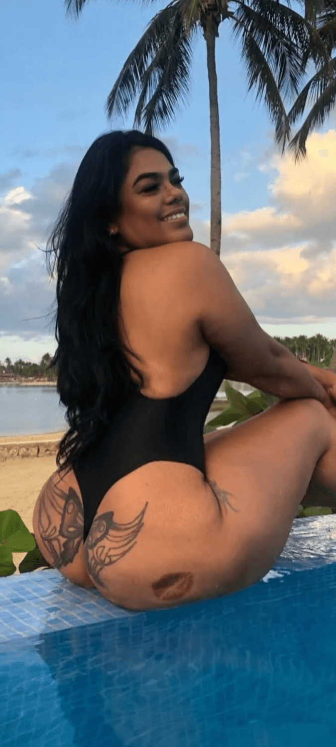 Delicious nice ass delicious nipples looks delicious