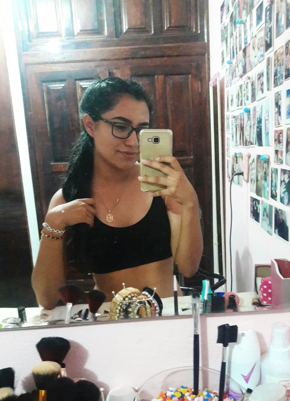 Click to view full size 18yo latina sucking a big cock and getting fucked