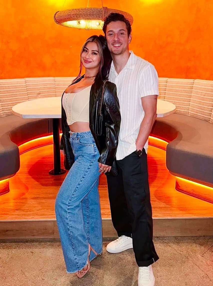 Married Asian slut wife Niki sucking off other men Blowjob