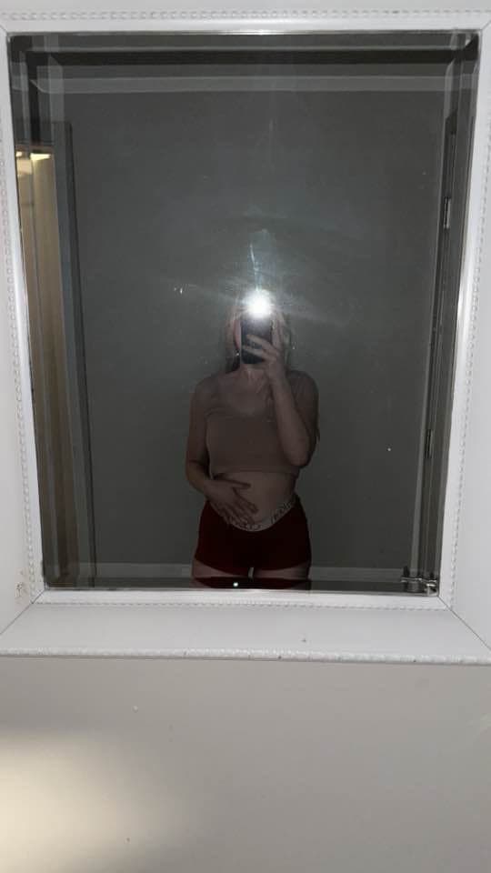 Cheating kik gf Reese, 23 KY, has a perfect body