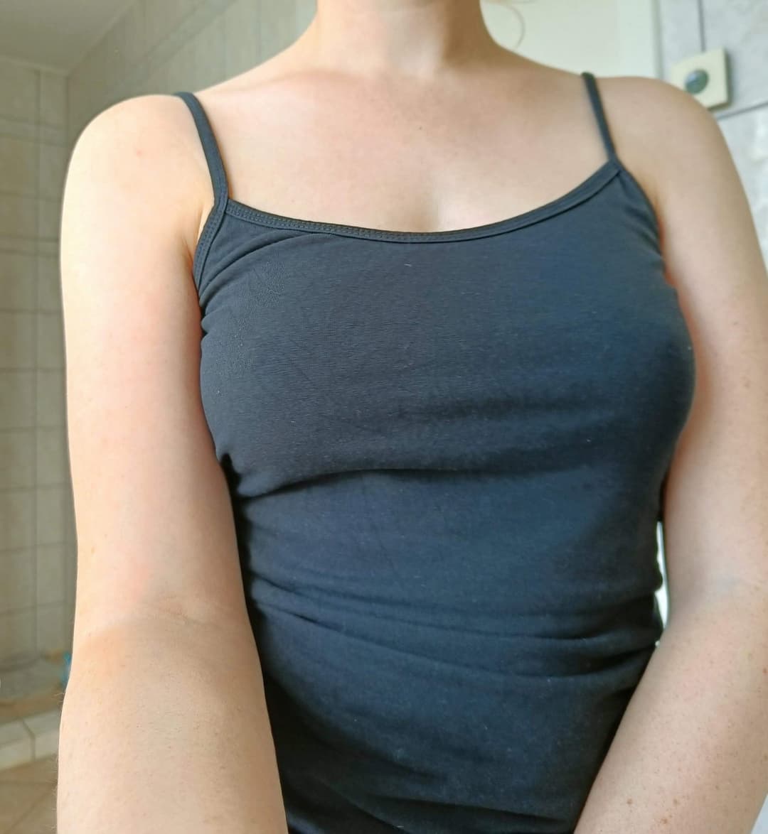 38yo redhed sexy wife