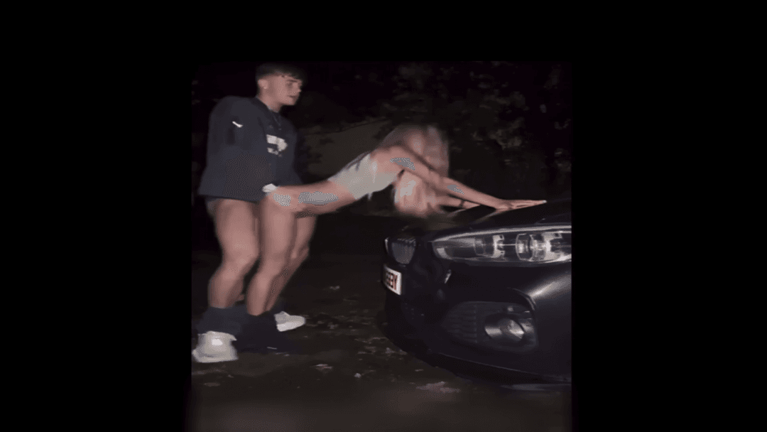 Bloke bends posh blonde over his car
