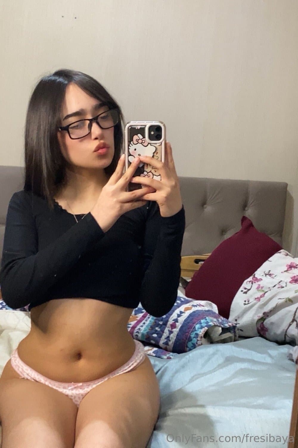 exotic latina teen pics