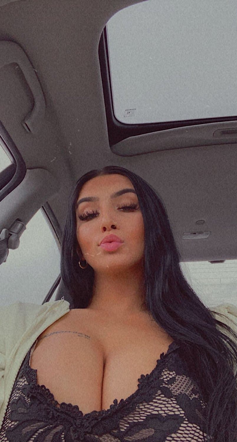 I just walked in on my friends girl with some random jocks big cock between her tits