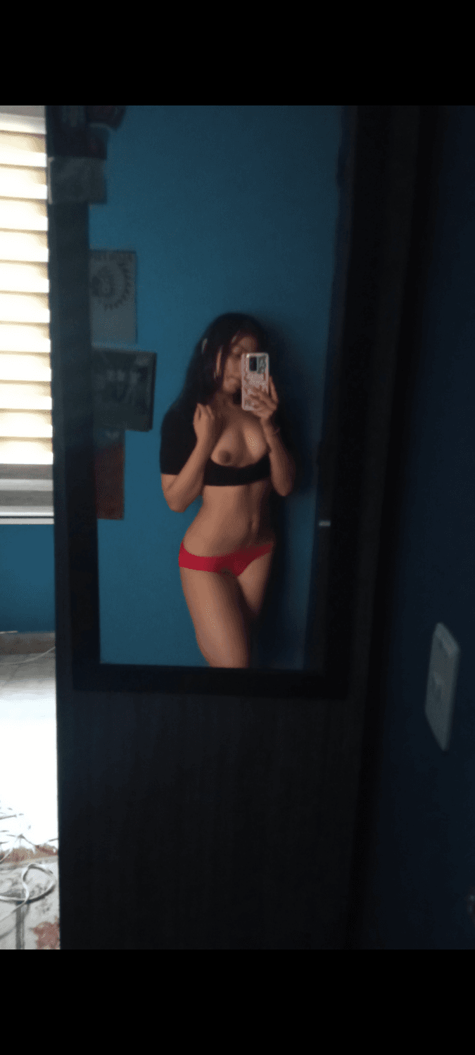 Mi nva Colombiana adolescente de culo grande