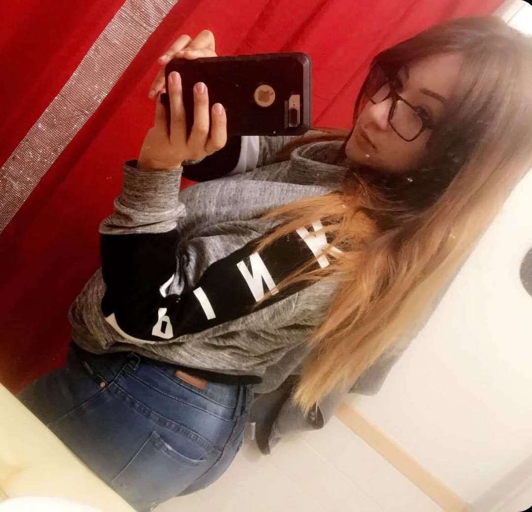 Monica Sanchez, Monica Castillo 559