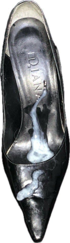 Asian feet / shoes & cum 2