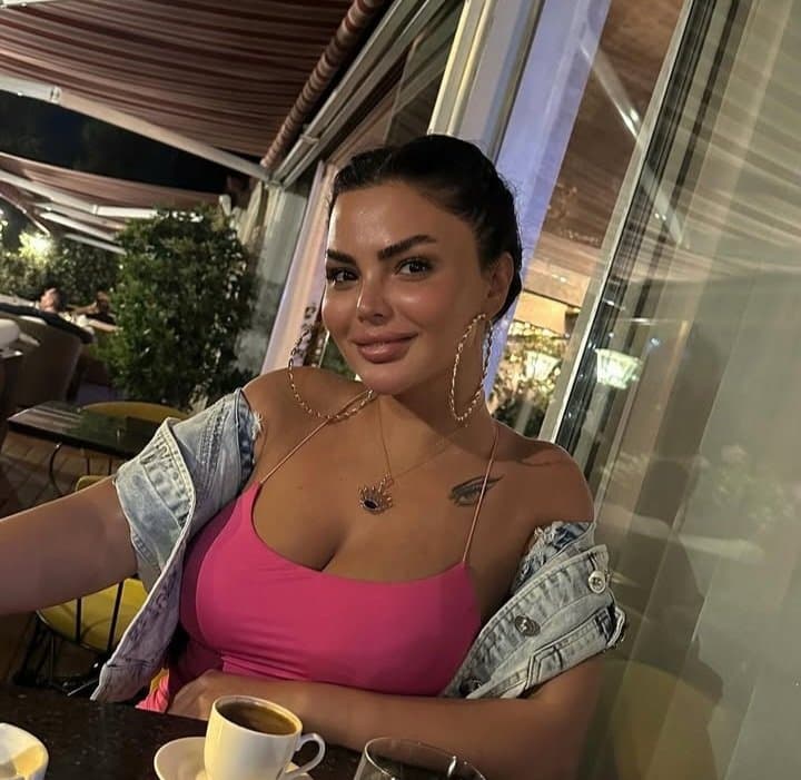 Sexy glamour feet pedicure woman