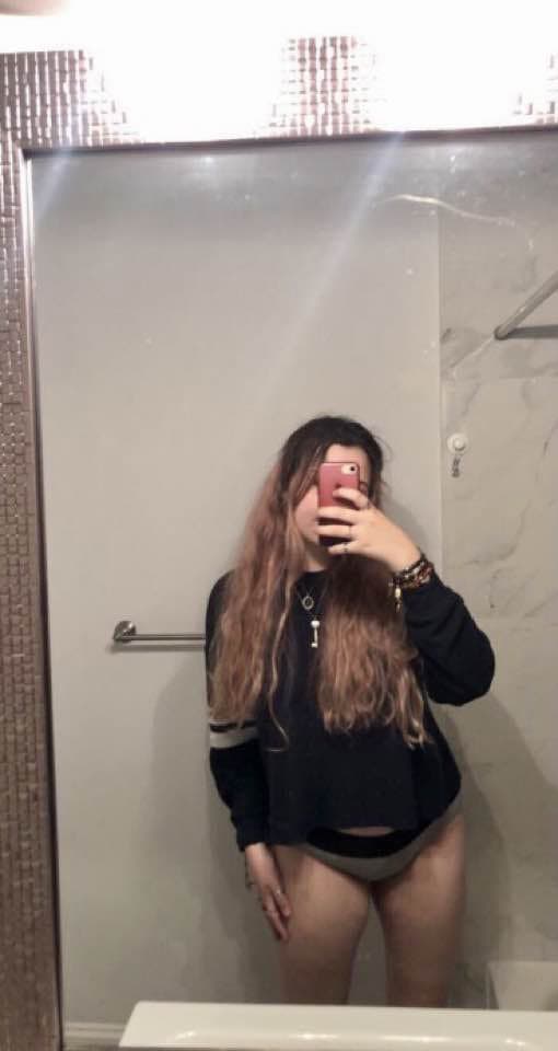 Avery 21 years old from Chicago