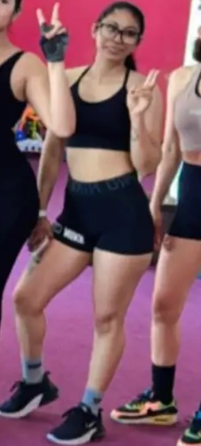 Click to view full size Bffs?❤️