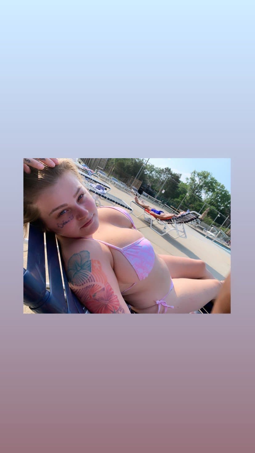 Big Titted webslut Lina ???