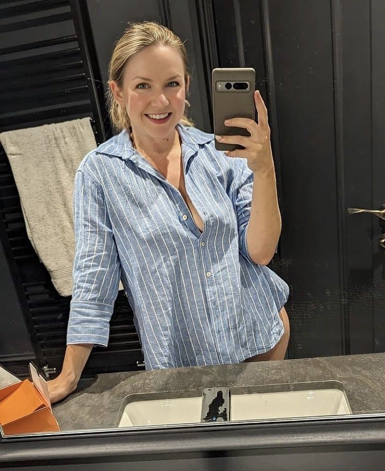 My Innocent mom is a hidden sluts, just found out my real mom nudes on hidden camera