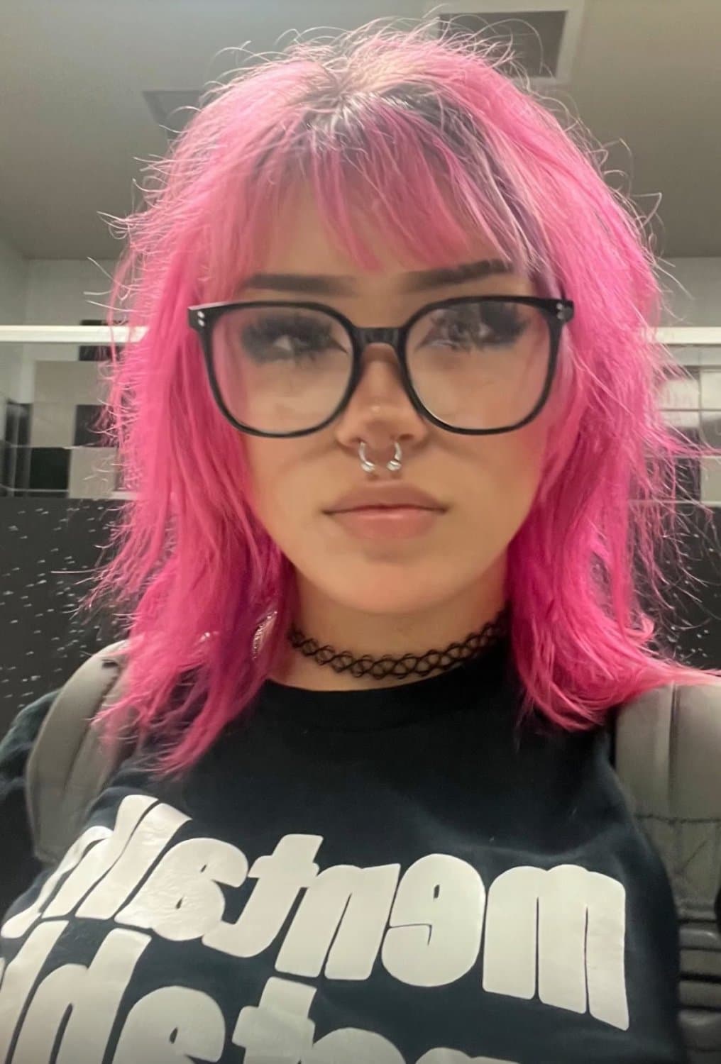Em egirl with pink hair and cute pussy (submission)