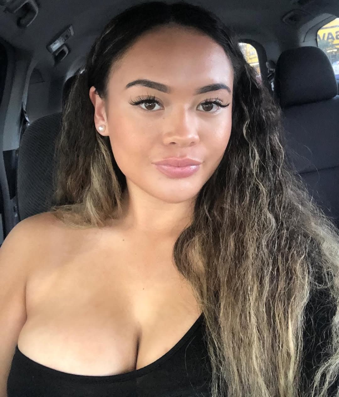 Request.. Polynesian???? Baddie..