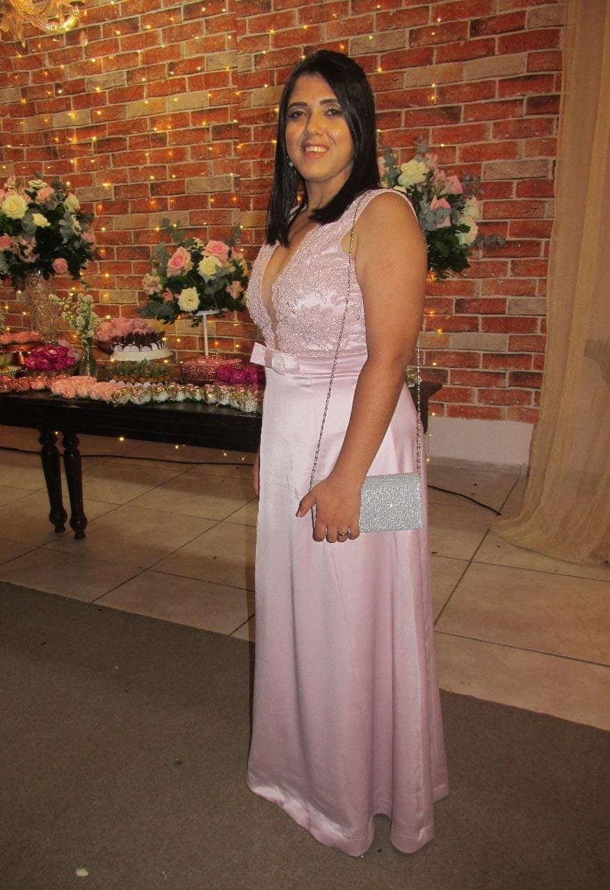 Click to view full size Minha esposa pra todos vcs machos e fêmeas..repostem pra ela ficar famosinha e conhecida por todos