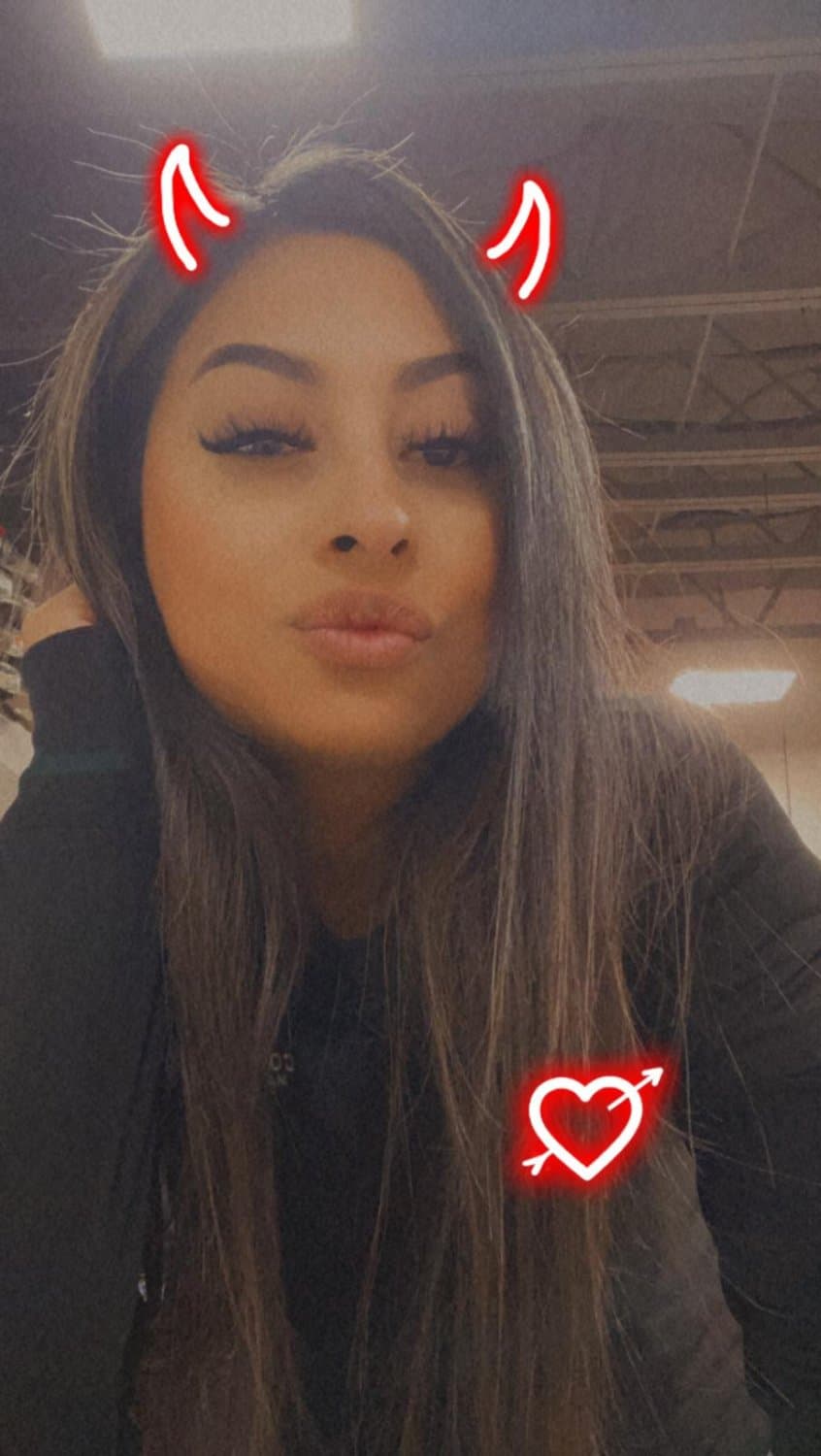 Yoana Latina Bakersfield 661