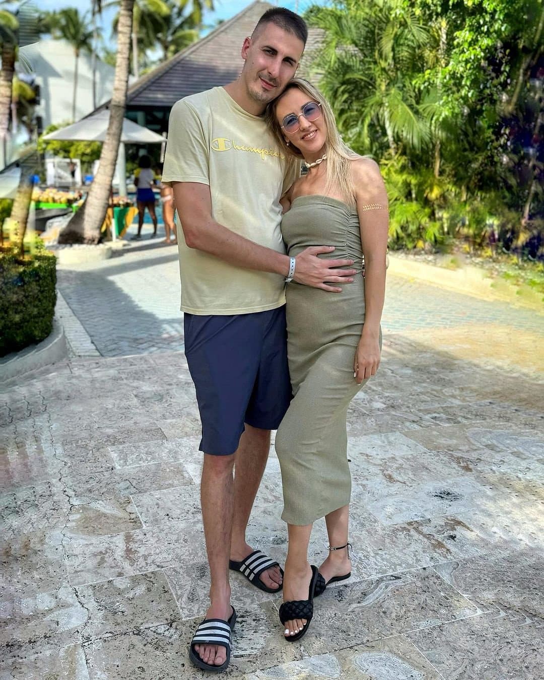 Sanela 30yo Serbian-Hungarian