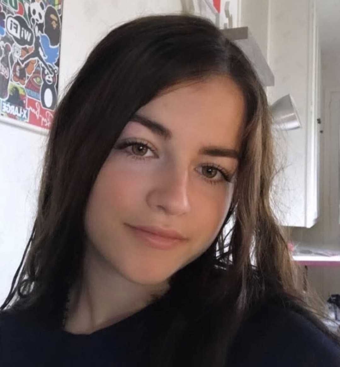 Cumshot on Girl’s Equestrian Leather Pants