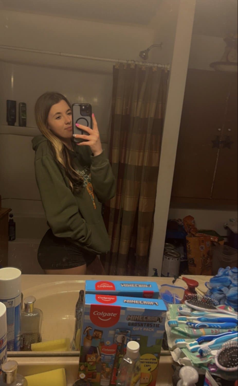 Click to view full size CNA Vicki